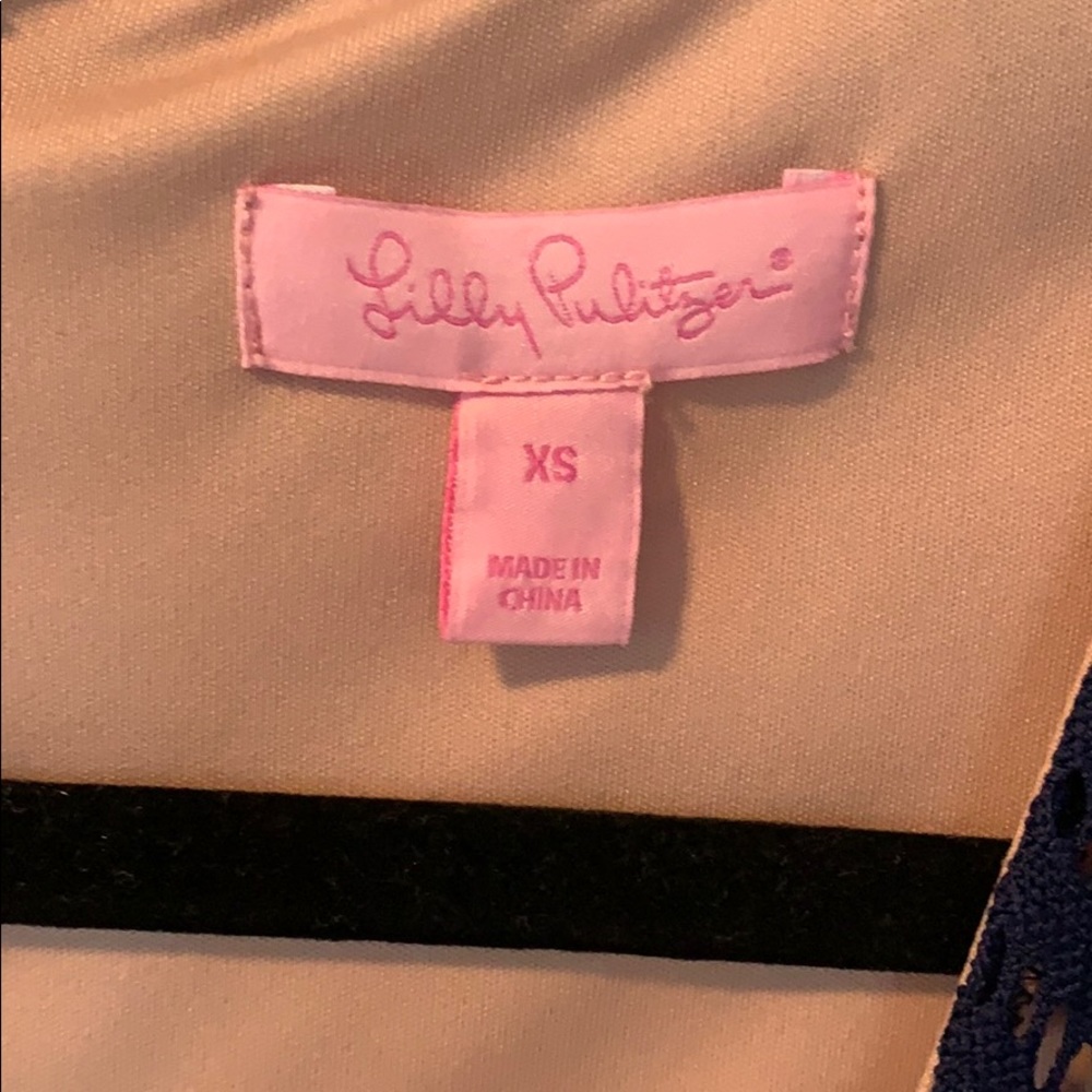 Lilly Pulitzer lace romper - Picture 2 of 6